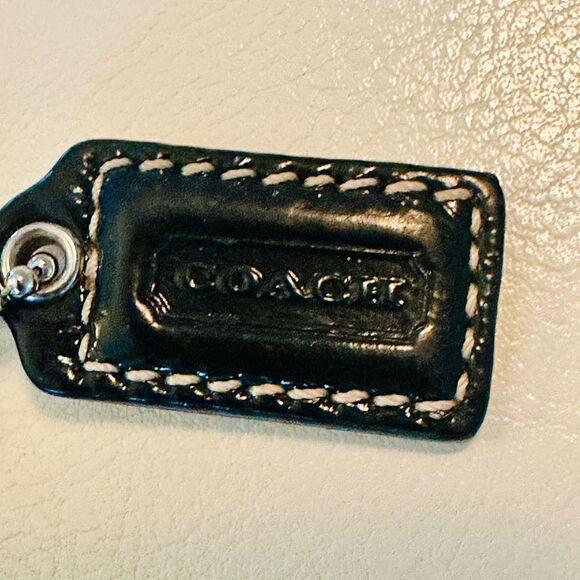 Coach signature canvas wristlet with leather strap. - Picture 2 of 6